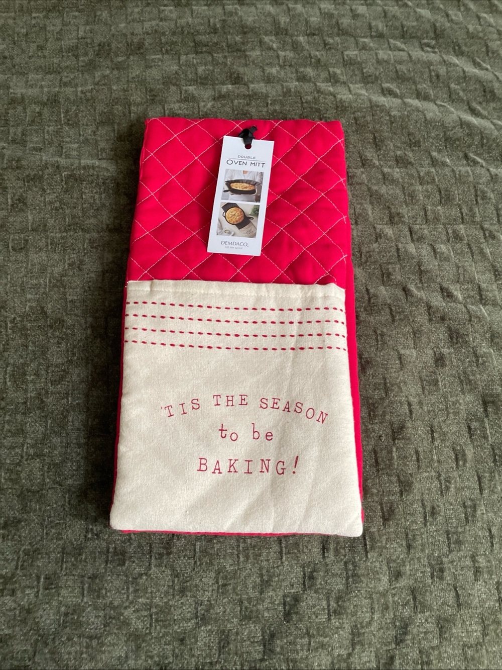 Demdaco Red Quilted Oven Mitt with Cream 'Tis The Season to Be Baking' Pocket